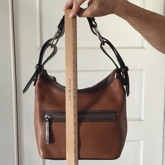 DOONEY & BOURKE 1975 Vintage Pebble Grain Hobo Bag - Picture 16 of 16